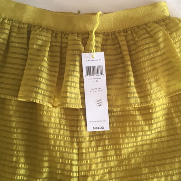 BCBG SHORTS NWT - Picture 3 of 3